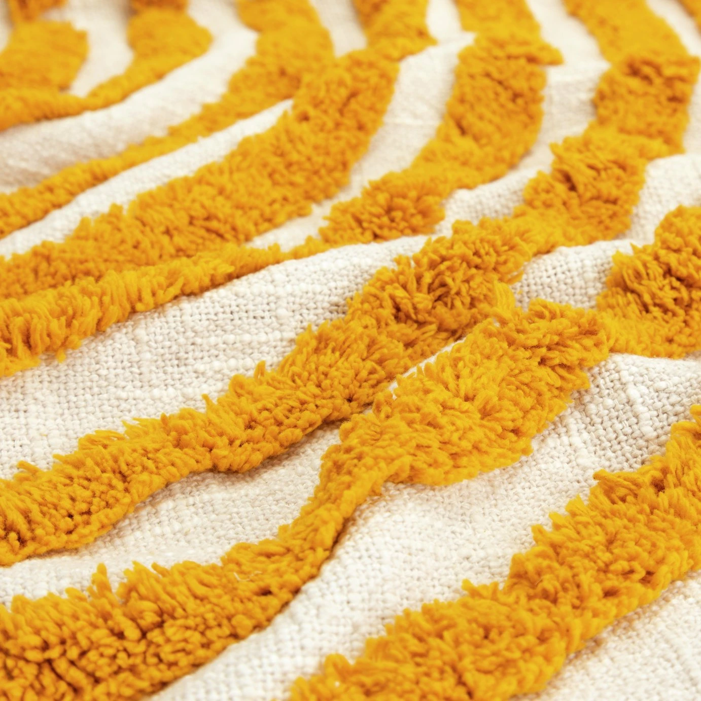 Habitat Geo Tufted Throw - White & Yellow - 125x150cm - Image 5