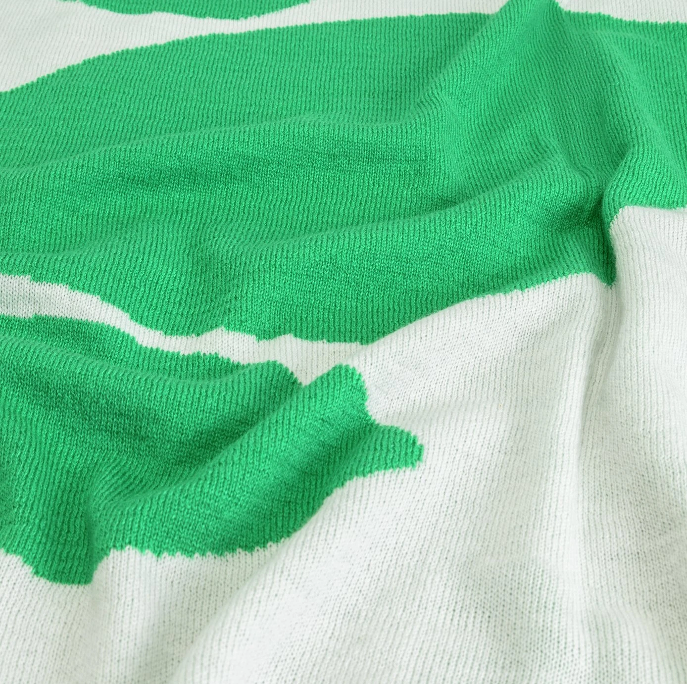 Habitat Floral Pattern Knit Throw - White & Green -125x150cm - Image 5