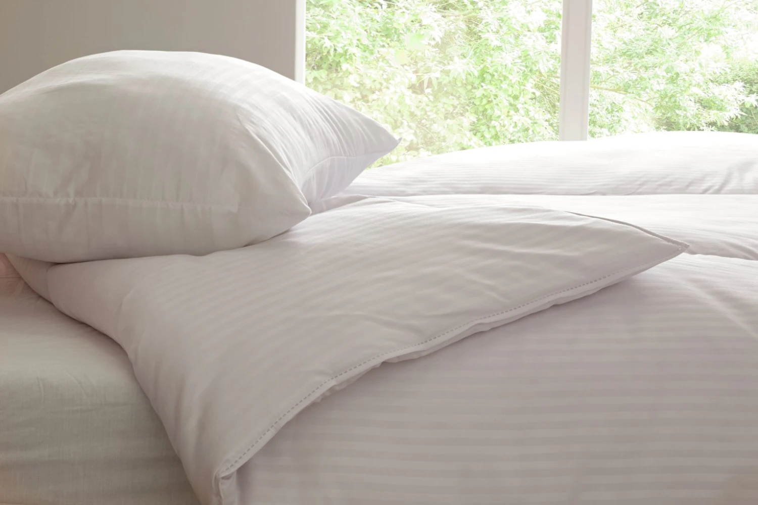 Habitat Feels Like Down 10.5 Tog Duvet - Double - Image 10