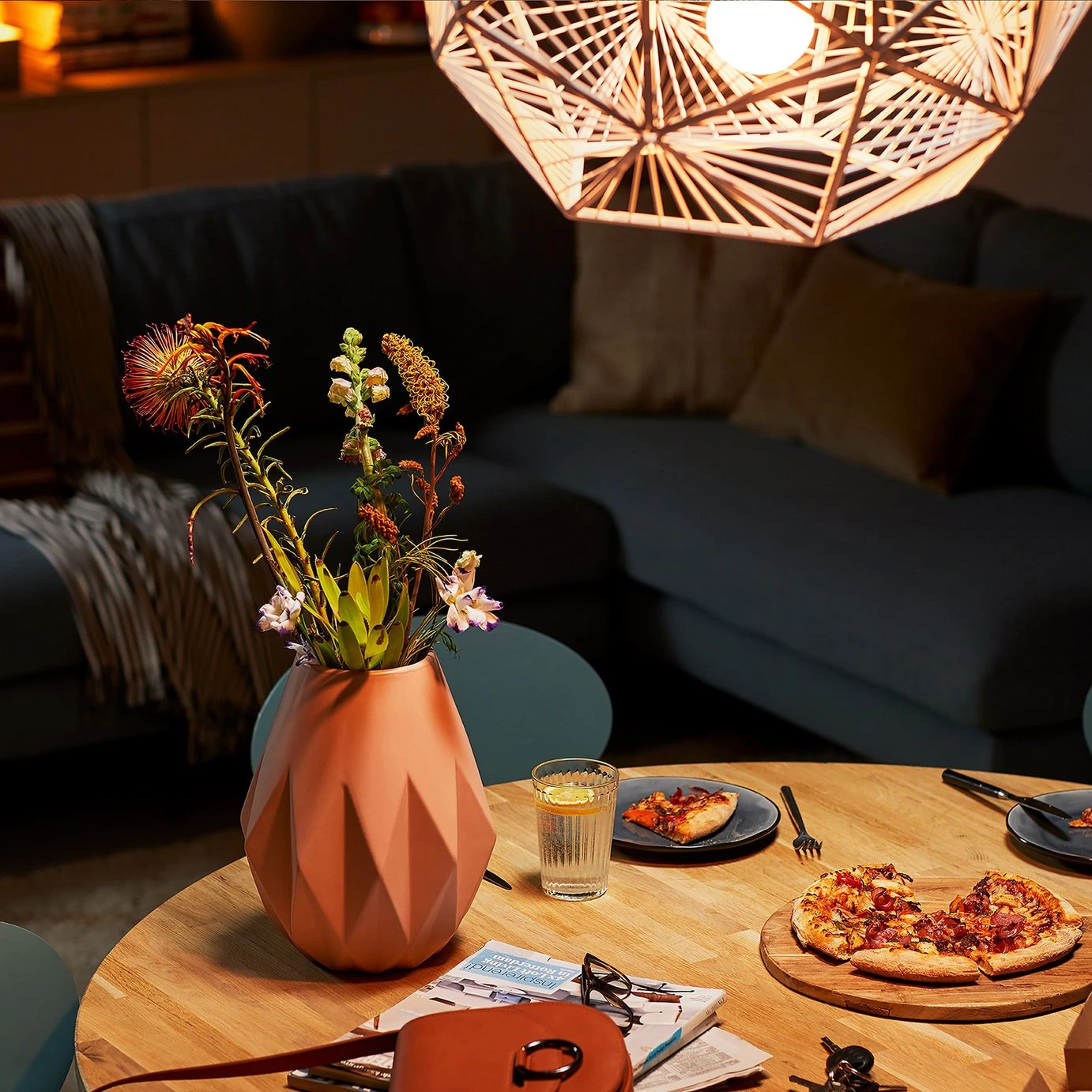 Philips 200W LED A95 ES Light Bulb - Image 6