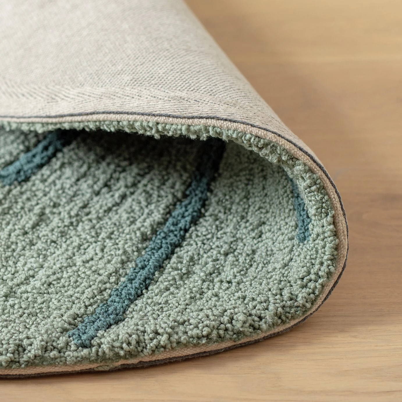 Habitat Kids Leaf Shaped Rug - Green - 80x110cm - Image 5