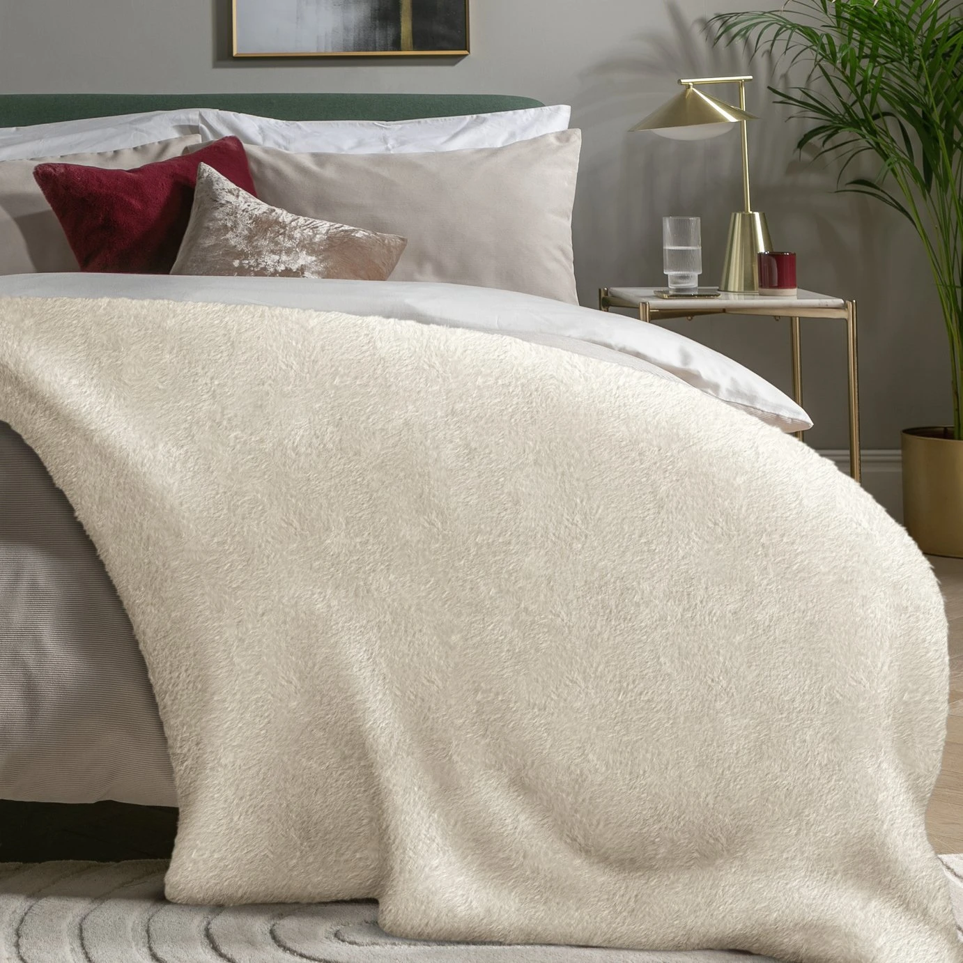 Habitat Faux Fur Plain Throw - Cream - 125x150cm - Image 2