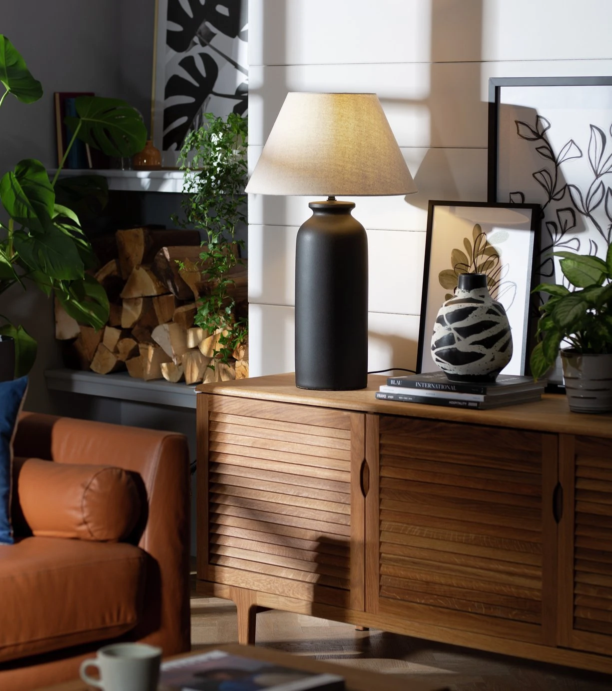 Habitat Hashi Ceramic Table Lamp - Black & Beige - Image 8