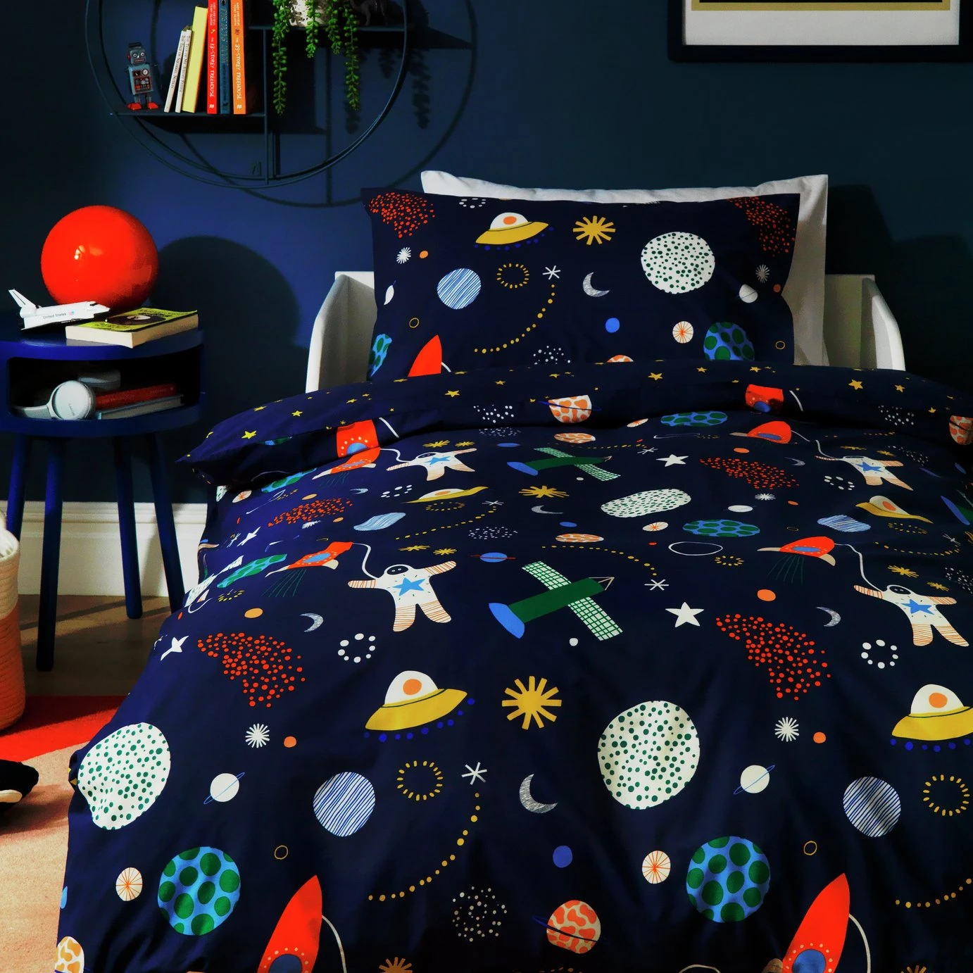 Habitat Kids Glow In The Dark Space Bedding Set - Toddler - Image 6