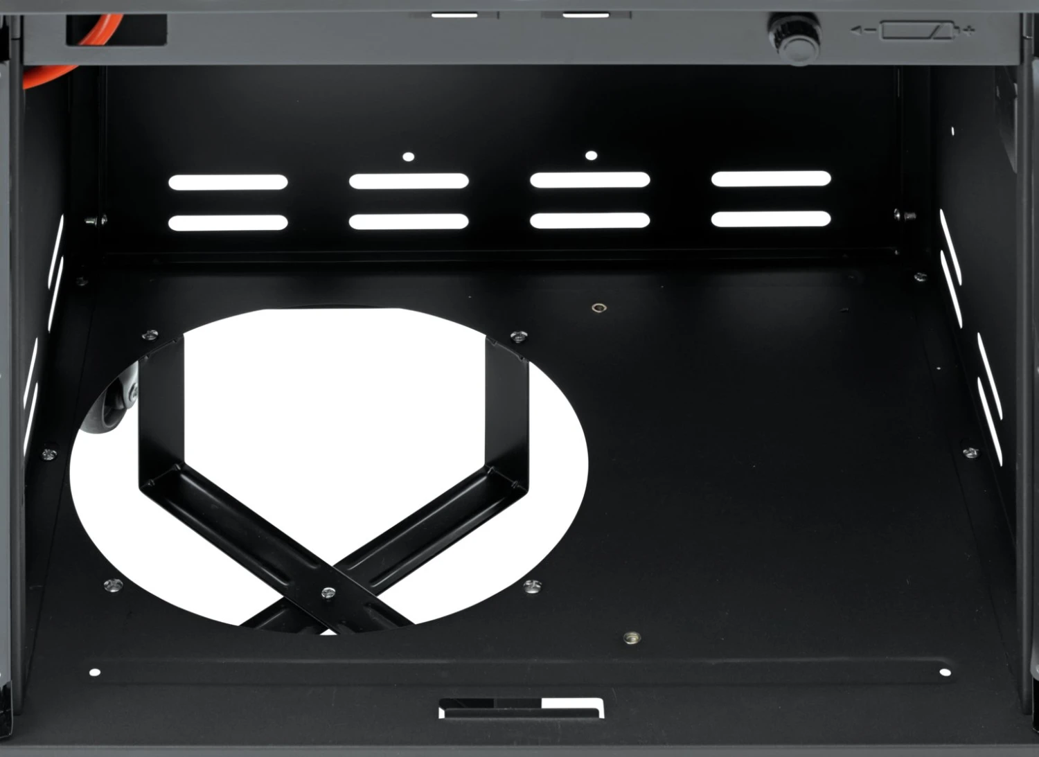 Char-Broil 4 Burner Gas And Charcoal BBQ - Image 10